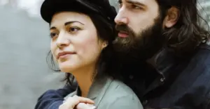 The Power of the Pause: How Brief Interventions Can De-escalate Relationship Conflict