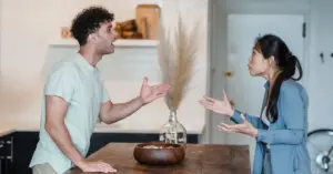 Relationship Experts Examine the Pitfalls of "One-Sided Fighting" and the Power of Perspective in Couples Conflict