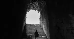 When Facing "Hell," Is Keeping Going Always the Right Choice? Rethinking Resilience and the Sunk Cost Fallacy